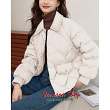 歐單 MO 新款 輕奢華麗 名媛小香風 重手工珍珠點綴 寬鬆廓型 溫暖舒適綿羊毛外套 兩色 (V872) 歷史價格詳細信息