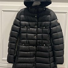 現貨【MONCLER】2017秋冬 羽絨拼接連帽外套 深藍 帽子可拆 *40%OFF* 歷史價格詳細信息