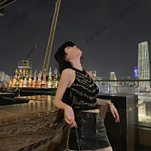 Miu系風火爆全網的鑰匙掛件來咯 終於等到它‼一眼愛！！ 就是會愛不釋手的高顏值掛件，真的好精致！ 歷史價格詳細信息