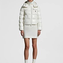 蒙口短袖T恤MONCLER新款情侶款短袖T恤時尚小熊印花設計寬鬆顯瘦T恤上衣2色 歷史價格詳細信息