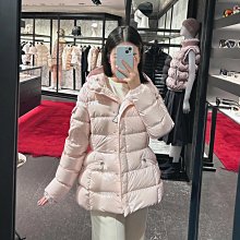 Moncler 高顏值polo衫 上衣 帥氣好氣質 版型配色設計都非常優秀有型 Mon徽標男士翻領Polo衫短袖T恤 歷史價格詳細信息