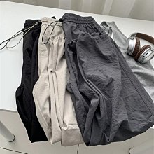 L02047 肌肉小子 拉鍊飾條 束口褲 修身小腳褲 鉛筆褲 休閒褲 多口袋 工作褲 三色現貨供應 焦點服飾 歷史價格詳細信息