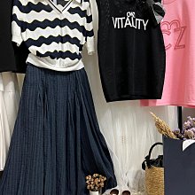 ＊ ꧁ 左兒 朵拉 ꧂【Mia Mia設計師2023秋冬♛新品 /特惠】炸美的好嗎~ 防風鋪棉外套 騎士風 滿版精緻電繡字母 歷史價格詳細信息