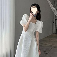 白色初戀洋裝 韓系連衣裙 清新吊帶裙 2022 新款 純色 白色吊帶連衣裙 歷史價格詳細信息