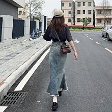 2024春夏季新款半身裙女 中長款格子裙 顯瘦洋氣開叉魚尾裙 修身氣質百搭包臀裙 高腰顯瘦長裙 設計褶皺裙子 歷史價格詳細信息