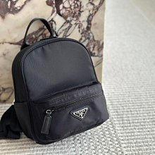 Connie代購#香魚子紋小牛皮雙肩包 慵懶隨性菱格紋小巧後背包15*20cm 歷史價格詳細信息