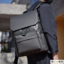 後背包幾何菱形雙肩背包男真皮新款菱格百搭高級書包旅行-西可小鋪❤️ 歷史價格詳細信息