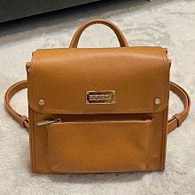 MIRYOKU 白色合成皮多層側肩背包,底寬23*6cm,高度19cm,少用,清倉大特價 歷史價格詳細信息