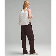 實用~雙肩鉚釘包韓版2017新款潮女包包時尚百搭軟皮個性學生包仕女包後背包側肩包 歷史價格詳細信息