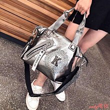 燙鑽包包女 2024新款時尚字母印花手提包 寬頻軟皮單肩斜背包潮-悅享樂購滿599免運 歷史價格詳細信息