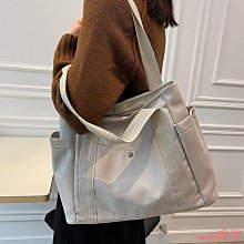 新款女包帆布斜揹包大容量 大容量輕巧防潑水 分隔插袋超實用托特包 手提斜背包 輕量防潑水托特包 尼龍水餃包 尼龍側 歷史價格詳細信息