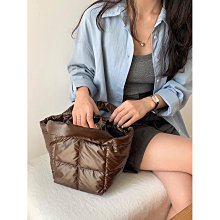 Girl Power || ✨24h出貨✨ 小眾多隔層郵差包質感手提大容量通勤包包女亮面柔軟皮質手提肩背包單肩斜背包慵懶-悅享樂購滿599免運 歷史價格詳細信息