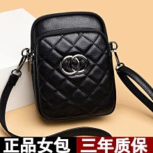 新款包包 雙肩包女真皮2022新款時尚英倫風復古軟牛皮單雙肩包兩用女背包 歷史價格詳細信息