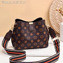 百搭大容量包包女新款潮時尚水桶包復古單肩斜挎包托特包收納包休閒包外出包斜背包『SB07348』『愛衣閣』 歷史價格詳細信息