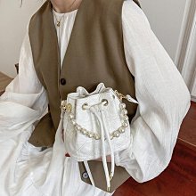 包包女 斜背包 仙女洋氣迷你2024新款潮時尚簡約亮片貝殼包百搭單肩斜挎包-悅享樂購滿599免運 歷史價格詳細信息