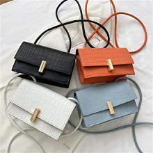 今年流行包包女包 潮時尚印花斜背包 高級感單肩腋下小方包 質感鏈條包-陽光優選 歷史價格詳細信息