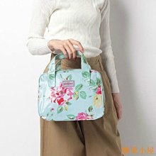 Cath Kidston【英國品牌】深藍素面  拼接花卉滿版  化妝包 / 萬用包  特價990元 (不議價) 歷史價格詳細信息