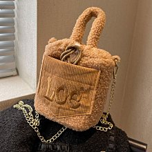 秋冬羊羔毛毛包包2022新款包包女拎包小眾毛茸茸手提包毛絨水桶包【爆款特賣】 歷史價格詳細信息