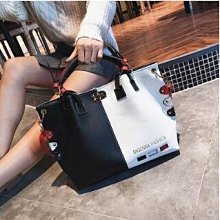 下殺-新款歐美潮流多卡位搭扣印花皮質長JD款女士錢包錢夾皮夾女 歷史價格詳細信息