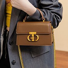 包包女士2023新款高級質感小眾腋下斜挎包時尚復古單肩通勤馬鞍包 歷史價格詳細信息