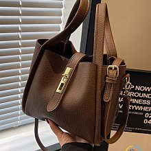 高級感包包女士2023新款今年流行秋冬腋下包大容量通勤單肩斜挎包 歷史價格詳細信息