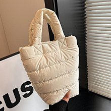 2024高級感洋氣小包新款質感百搭斜挎包流行時尚單肩小方包包女 歷史價格詳細信息