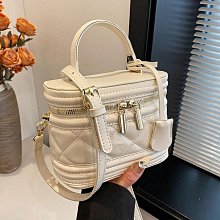 今年流行包包2024新款高級感時尚單肩包女大容量通勤包爆款托特包【心願便利店】 歷史價格詳細信息