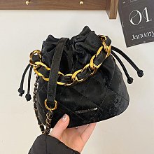 菱格小眾卡包錢包一體包女短款日韓簡約小香風純色百搭折疊零錢夾~特價 歷史價格詳細信息