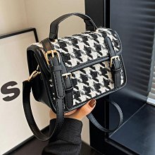 高級質感小眾紋包包女2023新款流行爆款斜挎包時尚手提鉑金包 歷史價格詳細信息