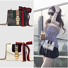 GUCCI 新款條紋GG LOGO羊毛長款流蘇圍巾 (藍白) 歷史價格詳細信息