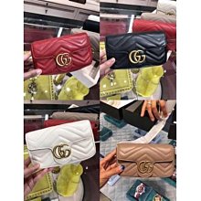 GUCCI  GG Marmont 迷你絎縫皮革斜背/相機包(黑色) 歷史價格詳細信息