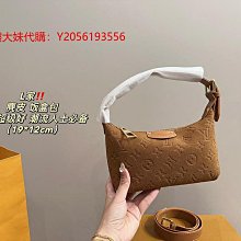 時尚新款復古壓花都市簡約風女士雙肩背包休閒旅行手工擦色雙肩包 歷史價格詳細信息