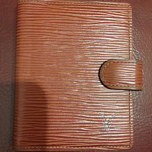 真品 LV 珍包  9成新 歷史價格詳細信息