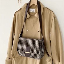 【熱賣精選】千仞崗2020新款休閑連帽短款小個子羽絨服女立領寬松條紋239127 歷史價格詳細信息