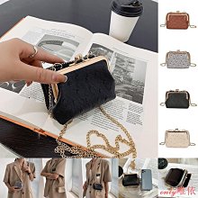 時尚口紅行動動電源附手電筒， &amp;#8203;&amp;#8203; 小巧玲瓏，時尚精美六種顏色: 黑，白，紅。藍，綠，粉 歷史價格詳細信息