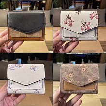 現貨特價 女士側背小包包 經典流行斜跨斜背包 復古老花包包女寬肩帶斜背包 波士頓包 軟皮枕頭包-予你優選 歷史價格詳細信息