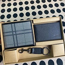 YOYO精選~COACH蔻馳迪士尼聯名公主與灰姑娘手挽零錢包C3363黃色 C3362淺綠 歷史價格詳細信息