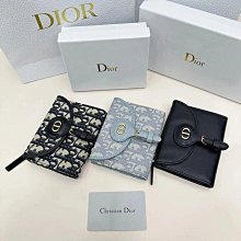 代購D**ior 2022官網同步 羊皮經典戴妃藤格紋拉鍊長夾 明星大牌同款 歷史價格詳細信息