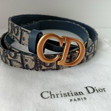 二手Christian Dior黑色長皮夾，非常有年代使用感 歷史價格詳細信息