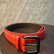 B*v尖頭貓跟半拖 鞋面進口開邊珠牛皮 ，內裏羊皮 跟高6cm、size：35-40（40 定做不退換） 歷史價格詳細信息