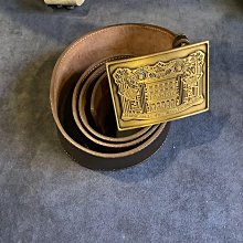 FENDI  大logo 斗篷 披肩 氣場很強 ❤️ 歷史價格詳細信息