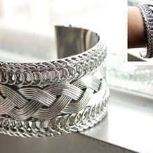 歐美名媛感時尚花紋木耳邊V領拼接連袖長上衣(紅M-3L)-U562熊衣褲語 歷史價格詳細信息