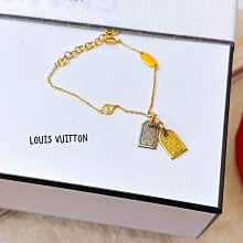 二手旗艦 LOUIS VUITTON LV 金色 V字 項鍊(中友店) 歷史價格詳細信息