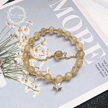 天然鈦晶吊墜 髮絲粗順，純白體鈦晶，金光閃閃，佩戴可招財 搭配14K碧璽鏈子，尺寸約24.3*16*11mm 此物屬高檔商品 售出不退換 歷史價格詳細信息