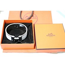 HERMES 經典Silk IN COMPACT 小牛皮拉鍊絲巾短夾 (gris misty / beige marfa / prunoir) 歷史價格詳細信息