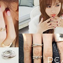 【PEACE33】正韓國空運進口。飾品 小香風 花朵數字5珍珠水鑽洋裝 名媛別針/胸針組合。優惠現+預(F-L、N-S) 歷史價格詳細信息