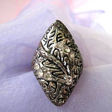 戒指大眼萌妹卡通怪獸開口戒指女年新款食指戒可愛設計閨蜜指環 歷史價格詳細信息