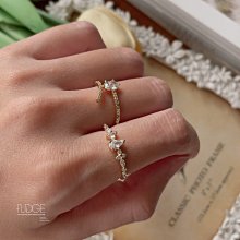 FUDGE法橘 / 正韓 時髦珍珠三角鋯石鑽開口寬戒指/LRS21928 歷史價格詳細信息