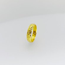 黃金固定尾戒【金砂】空心戒 4# 左手防小人 右手招財運 優雅百搭 其餘手圍價格 歡迎留言詢問 純金9999金砂尾戒【北投】金足成 歷史價格詳細信息
