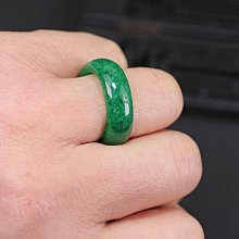 天然玉石戒指 深綠色的冰玉石指環加寬08cm 價格比較,價格查詢,歷史價格詳細信息